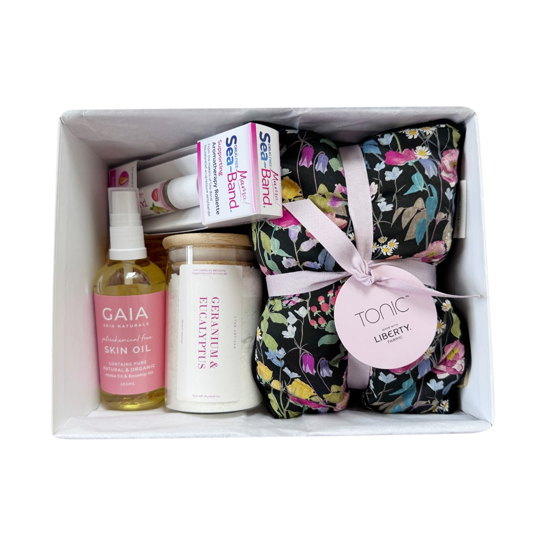 Early pregnancy gift box with nausea relief and aromatherapy
